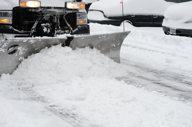 GPS tracking can help to optimize plow routes in winter. GPS tracking can help to optimize plow routes in winter.