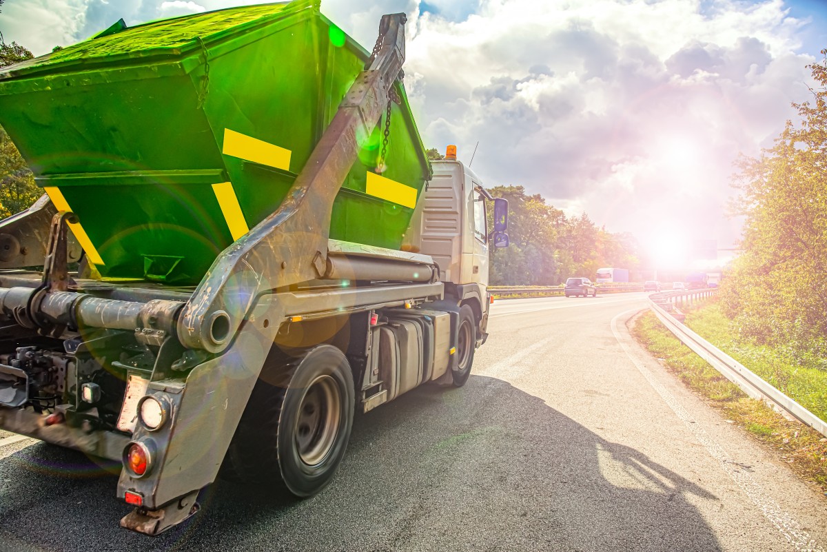 Your sanitation operations can greatly benefit from fleet management software
